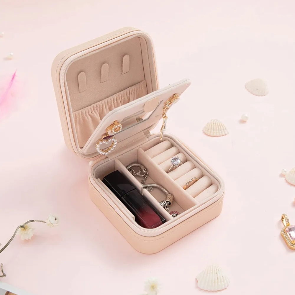 Elegant Cream Jewelry‎ Box